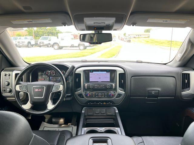 2017 GMC Sierra 1500 Crew Cab Short Box 4-Wheel Drive SLT