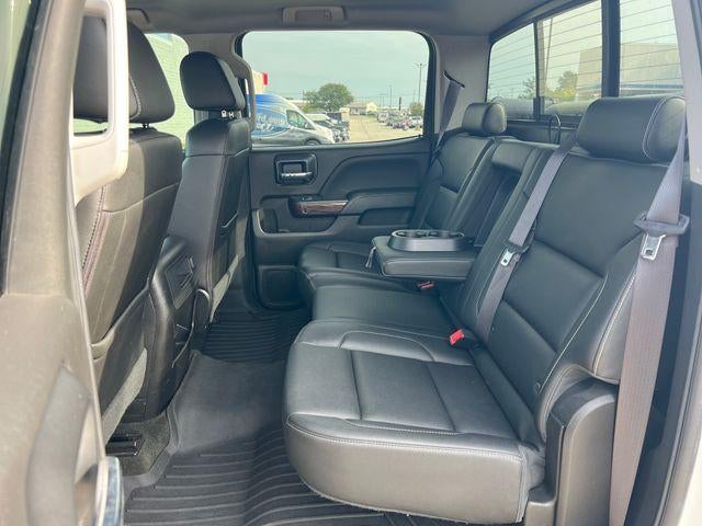 2017 GMC Sierra 1500 Crew Cab Short Box 4-Wheel Drive SLT