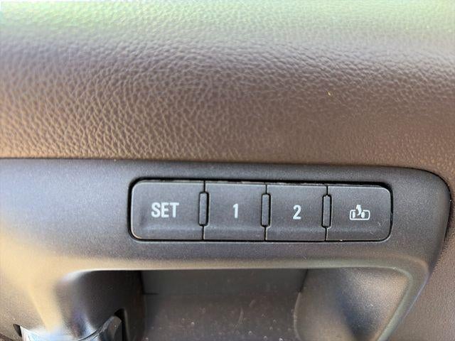 2018 GMC Sierra 1500 Crew Cab Short Box 4-Wheel Drive SLT