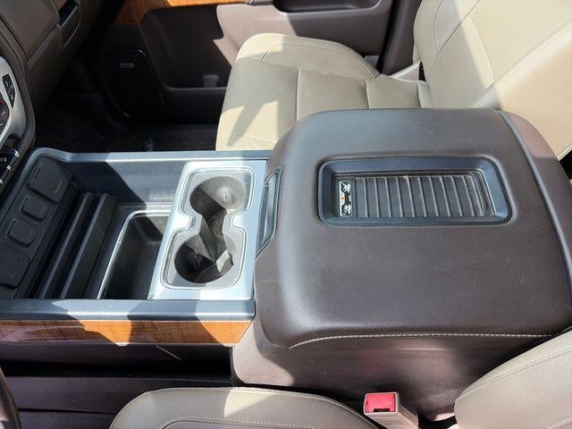 2018 GMC Sierra 1500 Crew Cab Short Box 4-Wheel Drive SLT