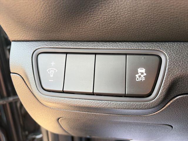 2024 Kia Forte LXS IVT