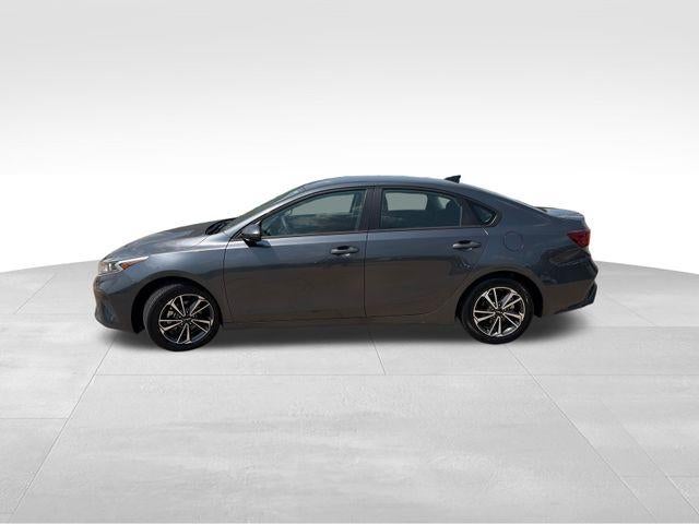 2024 Kia Forte LXS IVT
