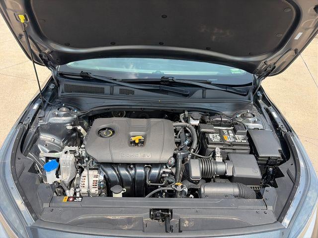 2024 Kia Forte LXS IVT