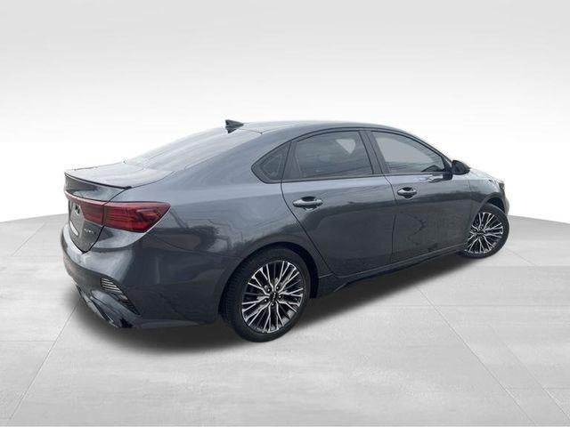 2022 Kia Forte GT-Line IVT