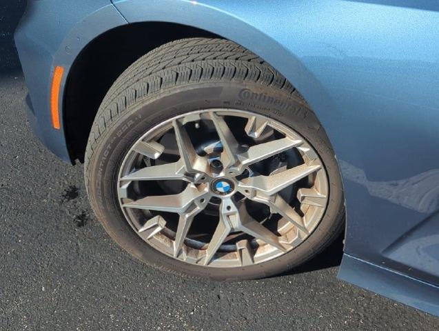 2025 BMW 330i xDrive Sedan