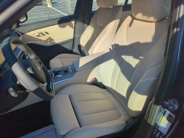 2025 BMW 330i xDrive Sedan
