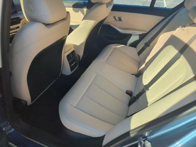 2025 BMW 330i xDrive Sedan