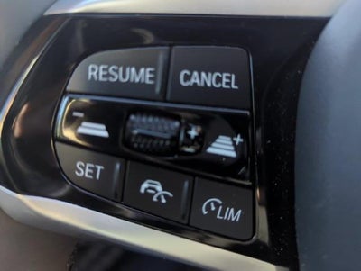 2025 BMW 330i xDrive Sedan
