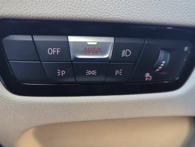 2025 BMW 330i xDrive Sedan