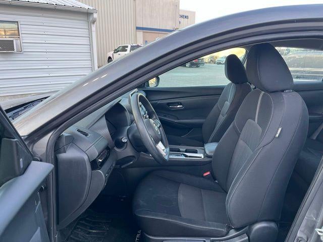 2023 Nissan Sentra SV CVT