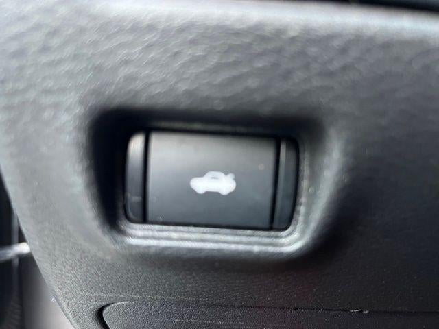 2023 Nissan Sentra SV CVT