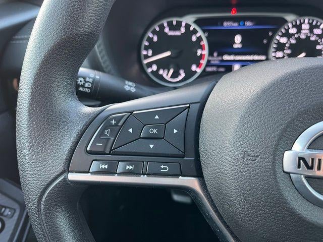 2023 Nissan Sentra SV CVT