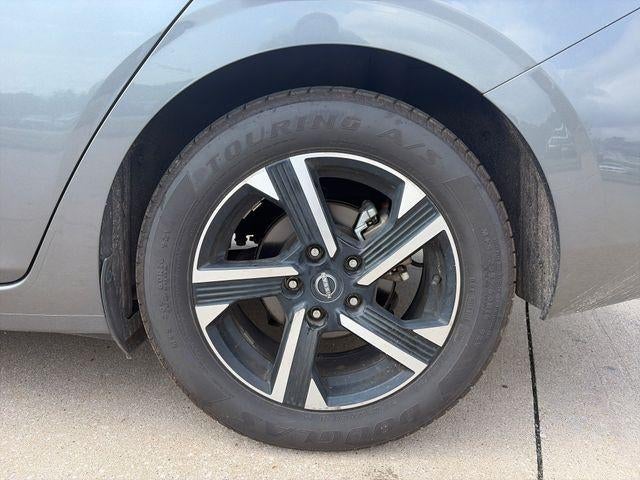2024 Nissan Sentra SV CVT