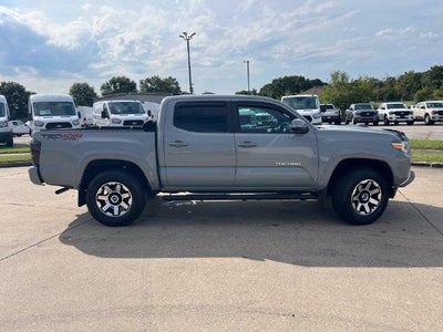 2018 Toyota Tacoma TRD Sport Double Cab 5' Bed V6 4x4 AT (Natl)