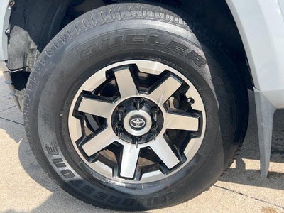 2018 Toyota Tacoma TRD Sport Double Cab 5' Bed V6 4x4 AT (Natl)