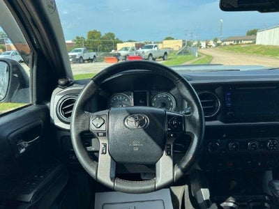 2018 Toyota Tacoma TRD Sport Double Cab 5' Bed V6 4x4 AT (Natl)