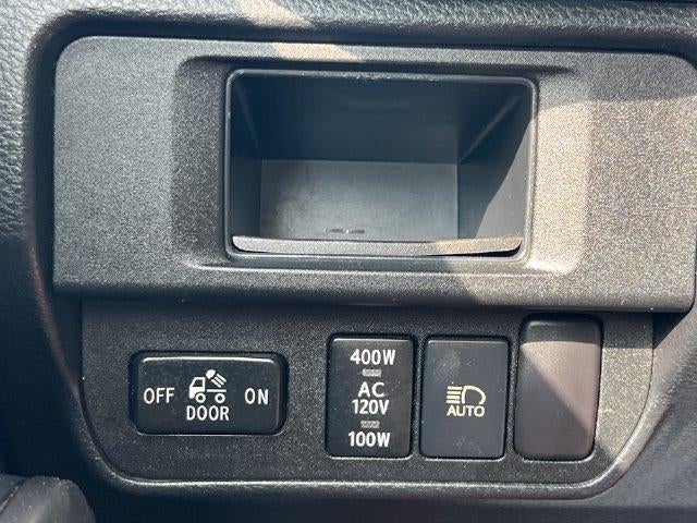 2018 Toyota Tacoma TRD Sport Double Cab 5' Bed V6 4x4 AT (Natl)