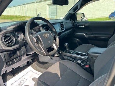 2018 Toyota Tacoma TRD Sport Double Cab 5' Bed V6 4x4 AT (Natl)