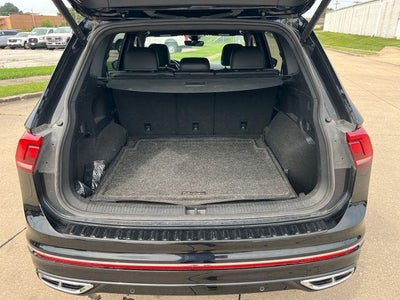 2024 Volkswagen Tiguan 2.0T SEL R-Line 4MOTION