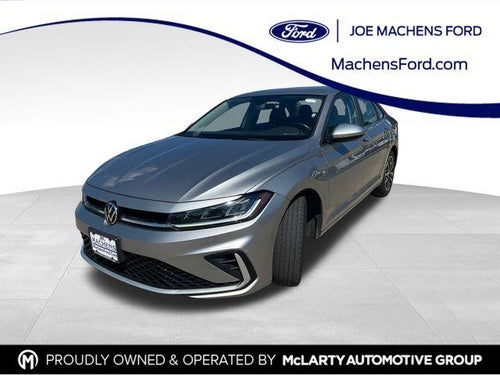 2025 Volkswagen Jetta SE Auto