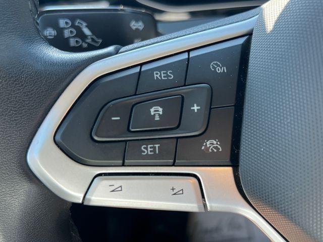 2025 Volkswagen Jetta SE Auto