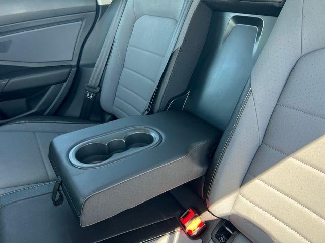 2025 Volkswagen Jetta SE Auto