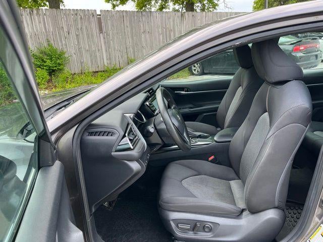 2019 Toyota Camry LE Auto (SE)
