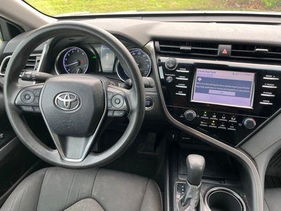 2019 Toyota Camry LE Auto (SE)