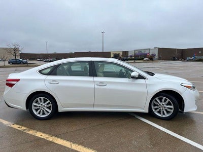 2014 Toyota Avalon 4dr Sdn XLE Premium (Natl)