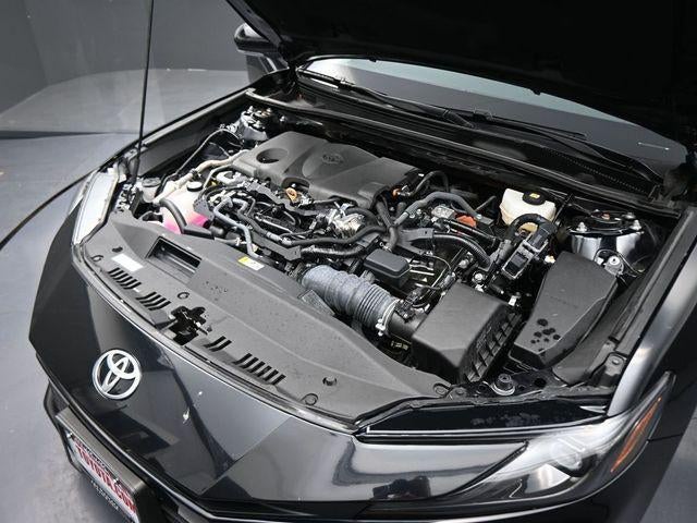 2025 Toyota Camry LE (SE)