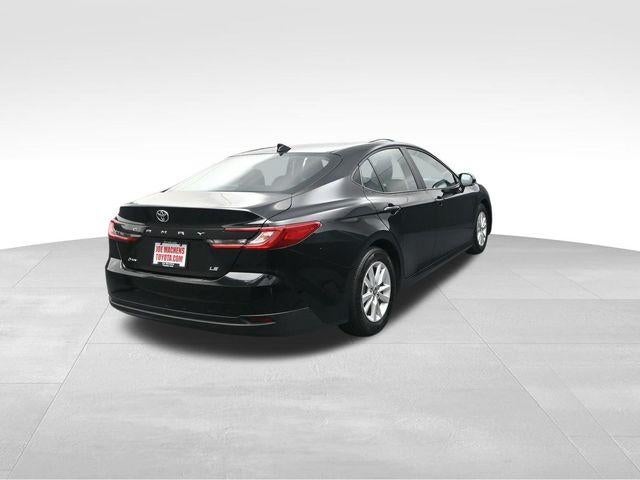 2025 Toyota Camry LE (SE)