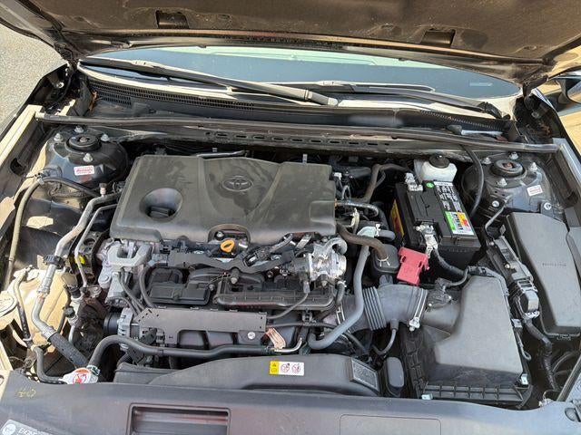 2021 Toyota Camry SE Auto (SE)