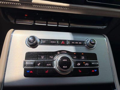 2022 Lincoln Aviator Standard AWD