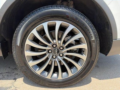 2022 Lincoln Aviator Standard AWD