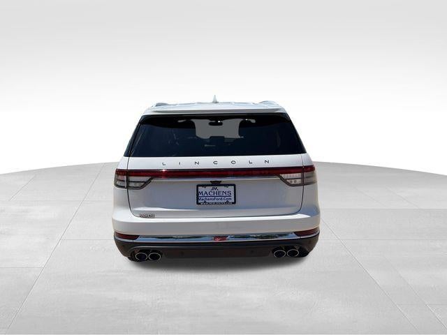2022 Lincoln Aviator Standard AWD