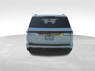 2023 Lincoln Navigator L Reserve 4x4