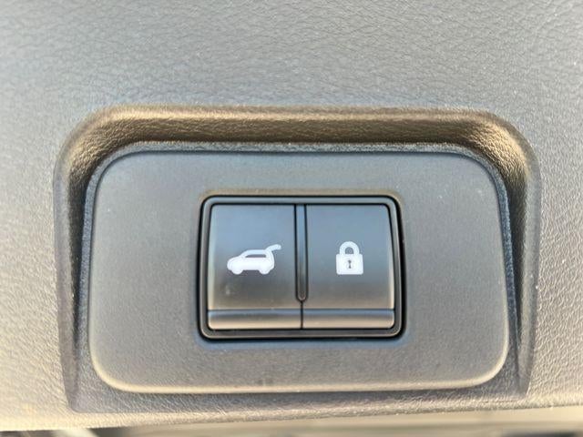 2025 Nissan Rogue AWD SV