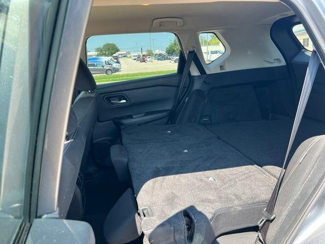 2025 Nissan Rogue AWD SV