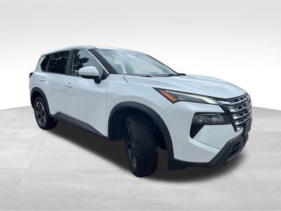 2024 Nissan Rogue AWD SV