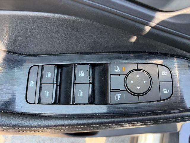 2025 Nissan Rogue AWD SV