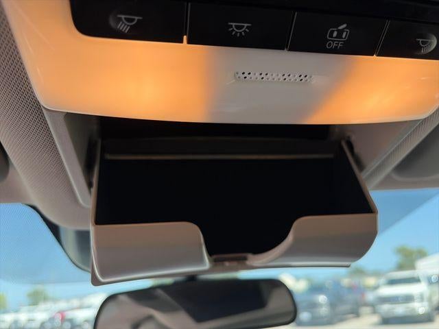 2025 Nissan Rogue AWD SV