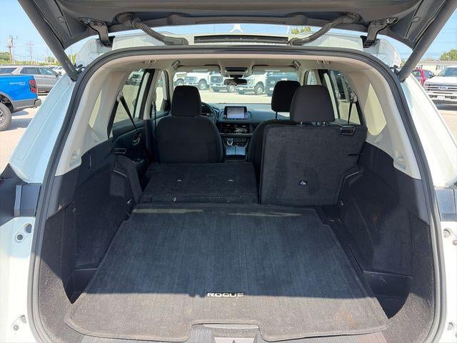 2025 Nissan Rogue AWD SV