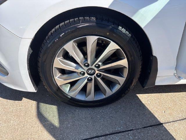 2016 Hyundai SONATA 4dr Sdn 2.4L Sport