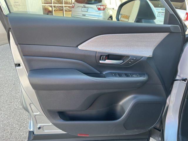 2024 Toyota Grand Highlander Limited AWD (Natl)