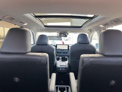2024 Toyota Grand Highlander Limited AWD (Natl)