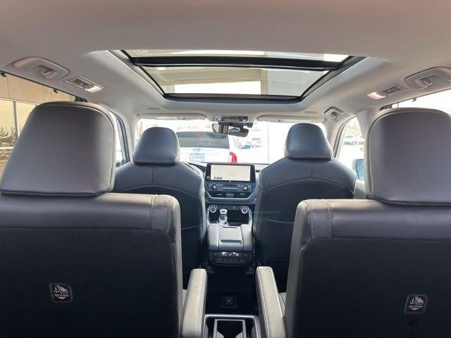 2024 Toyota Grand Highlander Limited AWD (Natl)