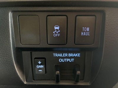 2018 Toyota Tundra 4WD 4WD SR5 Double Cab 6.5' Bed 5.7L FFV (Natl)