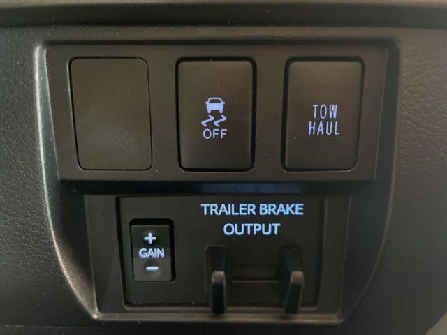 2018 Toyota Tundra 4WD 4WD SR5 Double Cab 6.5' Bed 5.7L FFV (Natl)