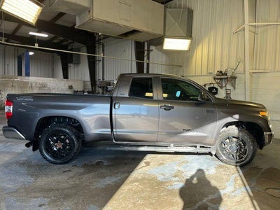 2018 Toyota Tundra 4WD 4WD SR5 Double Cab 6.5' Bed 5.7L FFV (Natl)