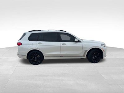 2022 BMW X7 xDrive40i Sports Activity Vehicle